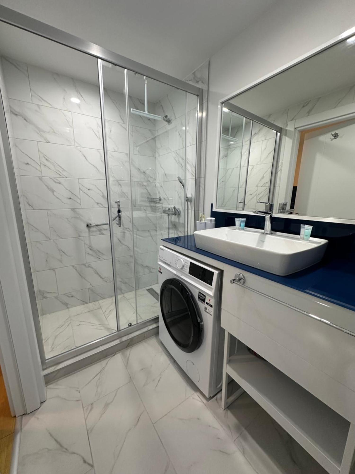 Orbi City Apartments Batumi Exterior photo